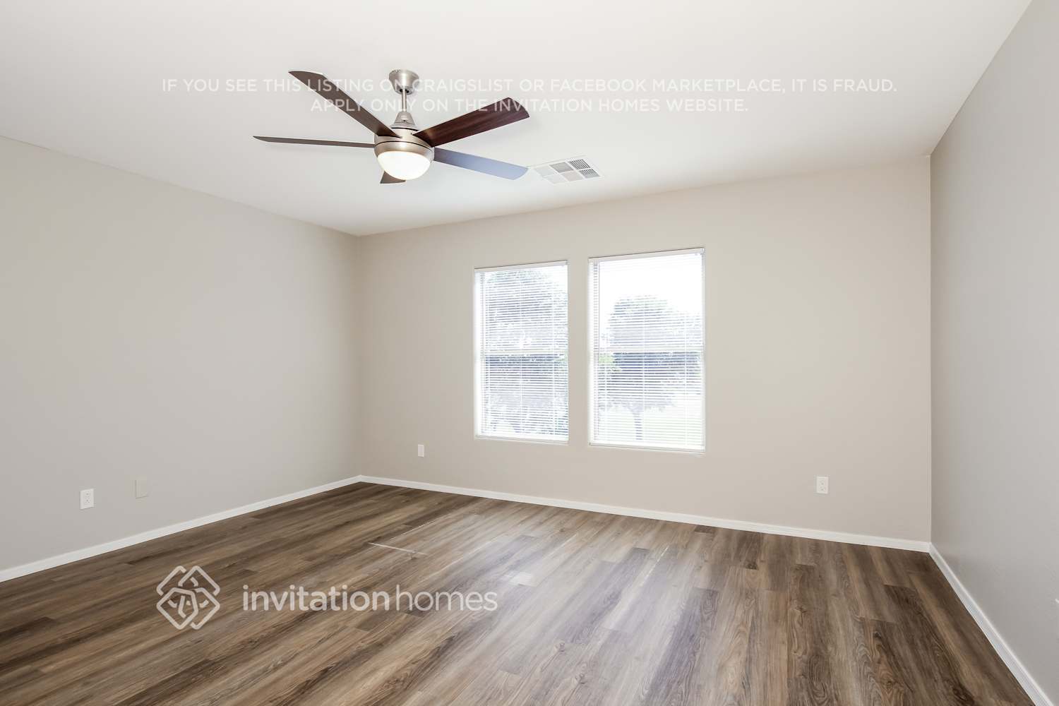 Building Photo - 11727 W Foothill Ct