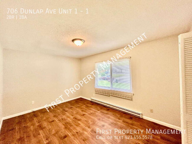 Building Photo - 706 Dunlap Ave