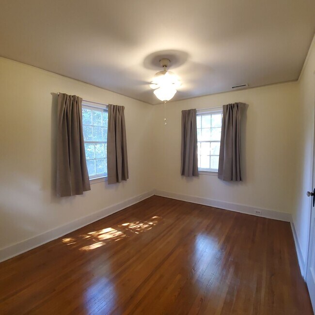 Building Photo - Location, Comfort & Charm – 2BR Duplex Near Fort Jackson