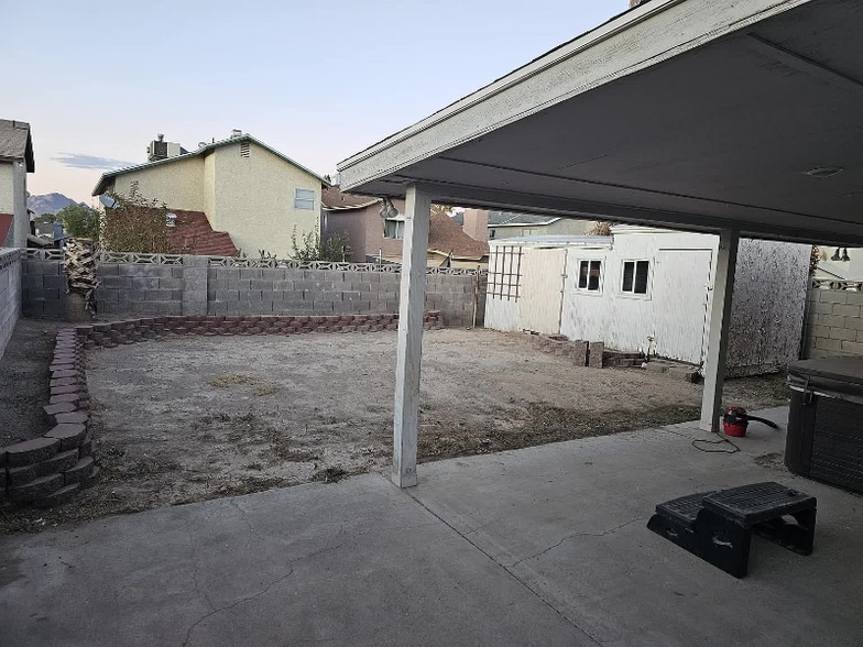 Building Photo - 517 Inness Ave