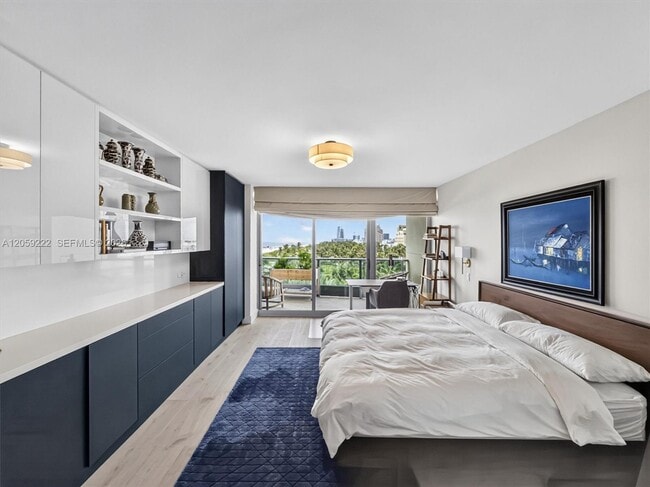 Building Photo - 1455 Ocean Dr