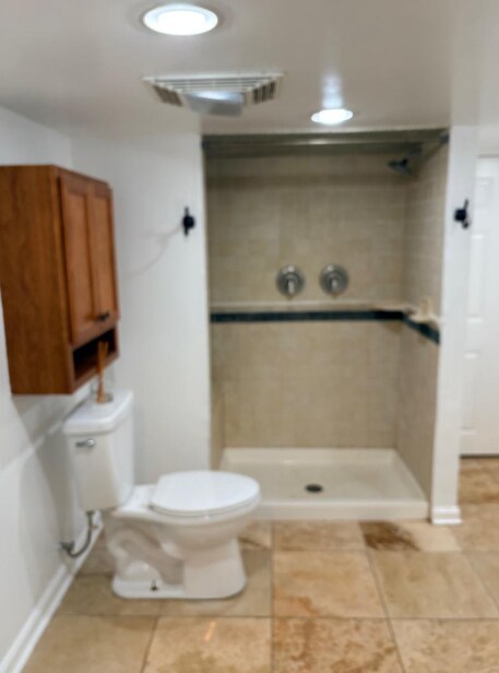 Building Photo - 119 E West St