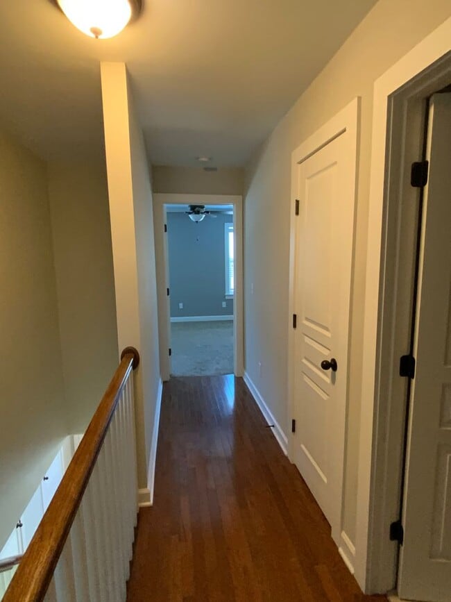 Building Photo - 2bd 2.5ba Townhome in Germantown/Neuhoff District
