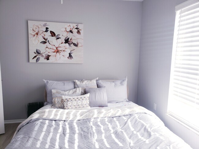 Building Photo - 8211 12th Way N