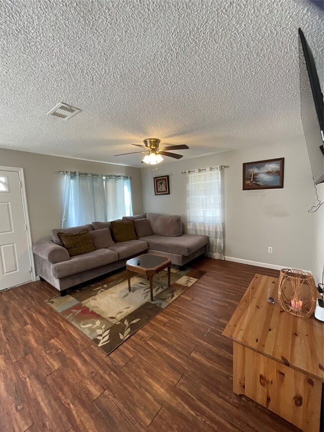 Building Photo - 2515 Harris St