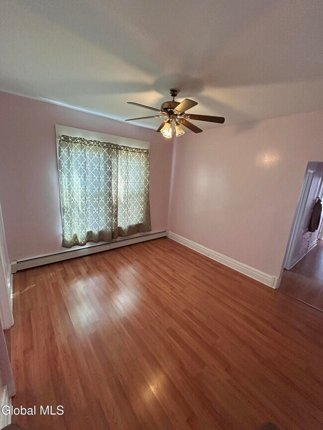 Building Photo - 361 Orange St