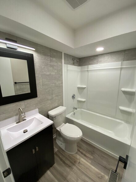 Building Photo - 10713 Browne St