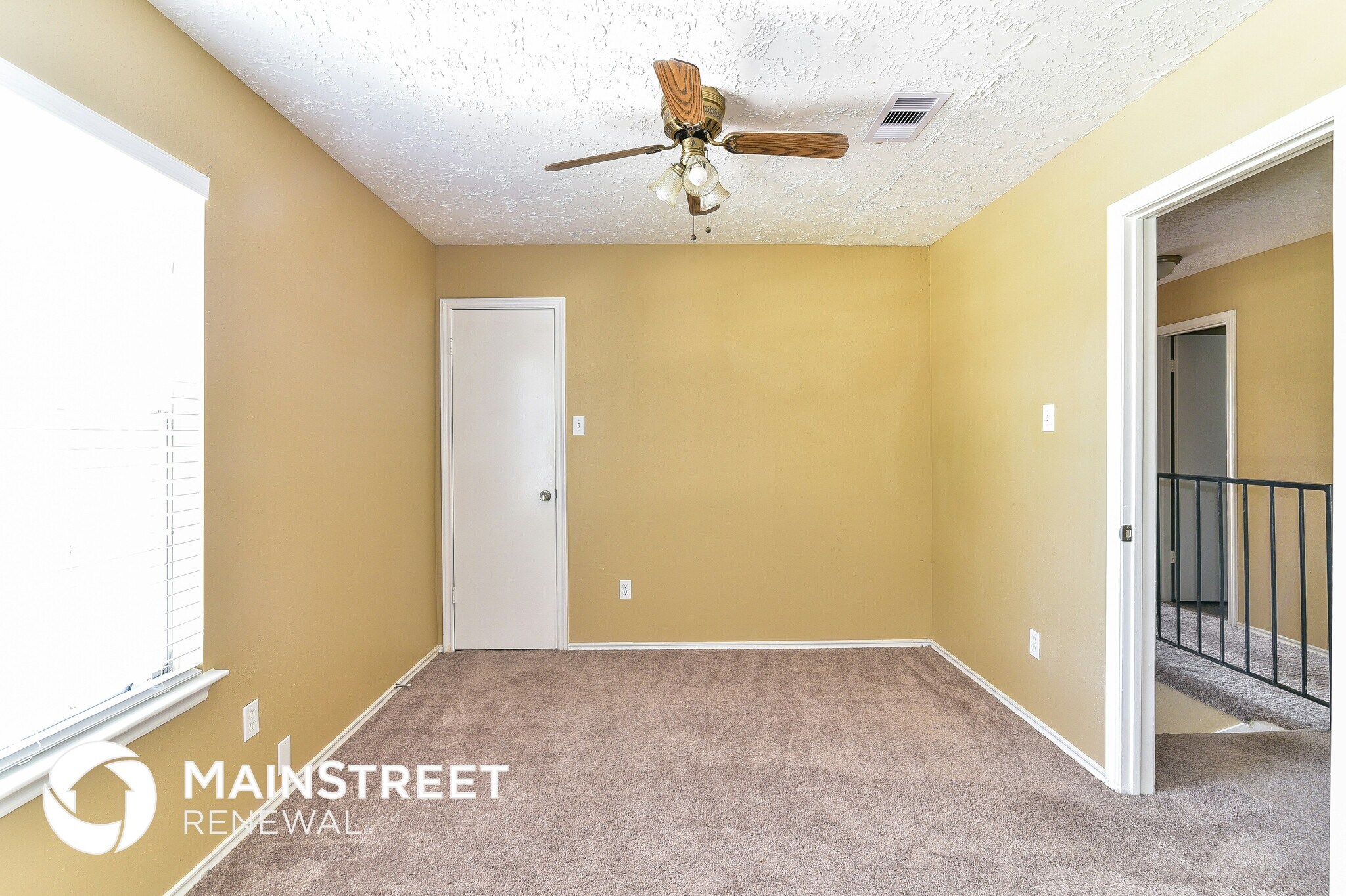 Building Photo - 14815 Oak Pines Dr