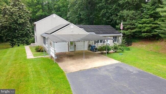 Building Photo - 2725 Vivians Way