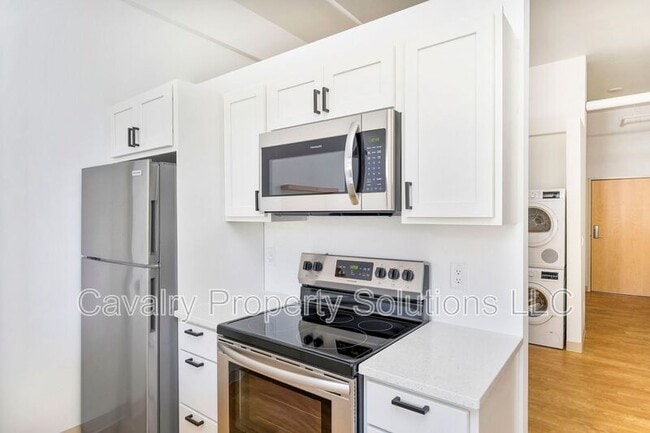 Building Photo - 1831 W Michigan St