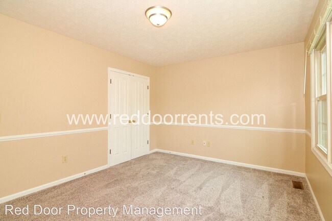 Building Photo - 4 br, 2.5 bath House - 12854 Fleetwood Drive