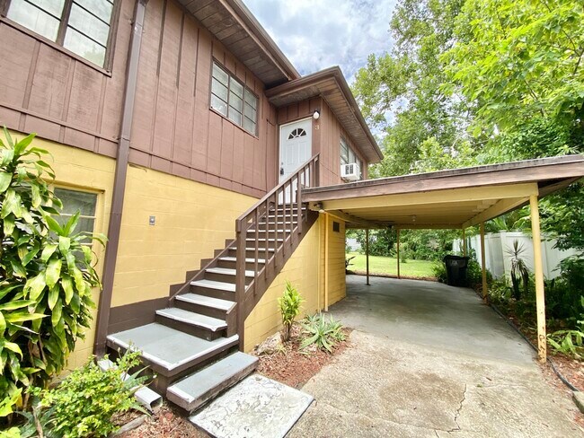 Building Photo - 907 Dowd Ave