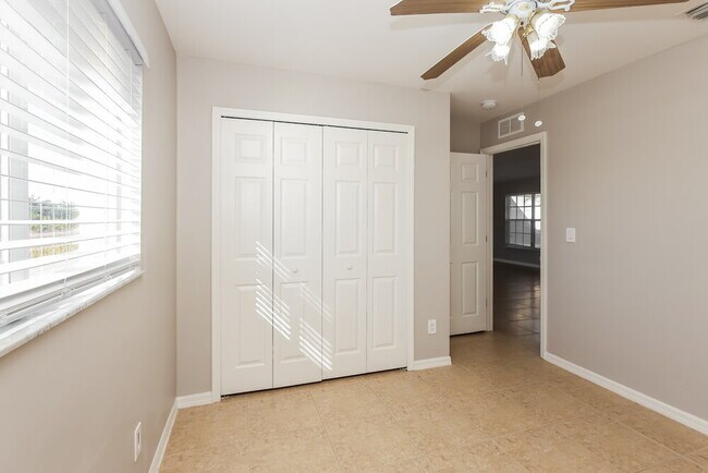 Building Photo - 1216 Belgrave St