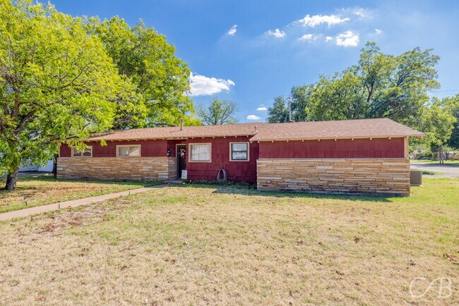 Building Photo - For  Lease