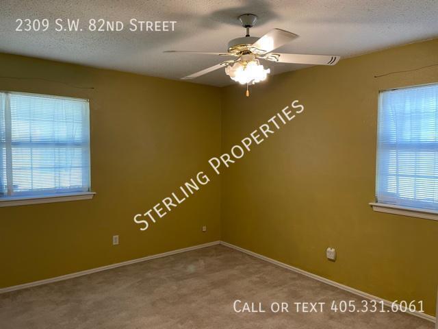 Building Photo - 2309 SW 82nd St