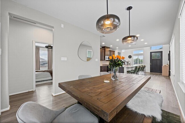 Building Photo - 904 Azul Lagoon Dr