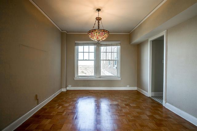 Building Photo - 2306 Park Pl Ave