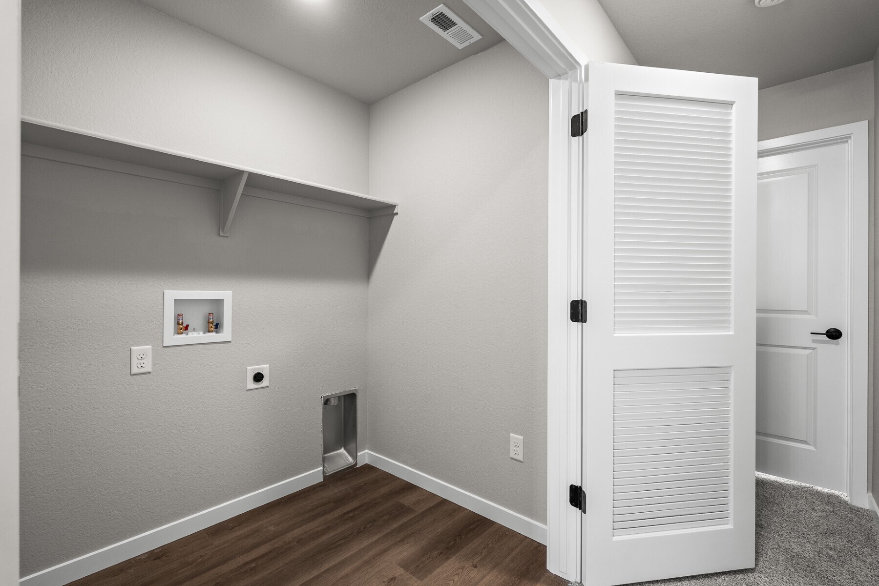 Building Photo - 6395 Laud Pt