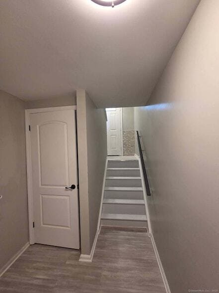Building Photo - 335 Monticello Dr