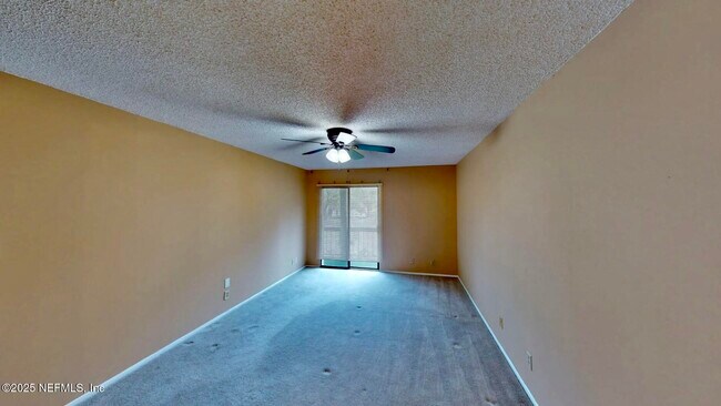 Building Photo - 8777 Como Lake Dr