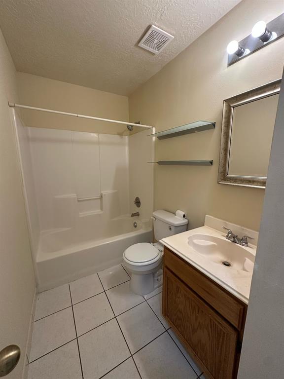 Building Photo - 10326 Bushy Creek Dr