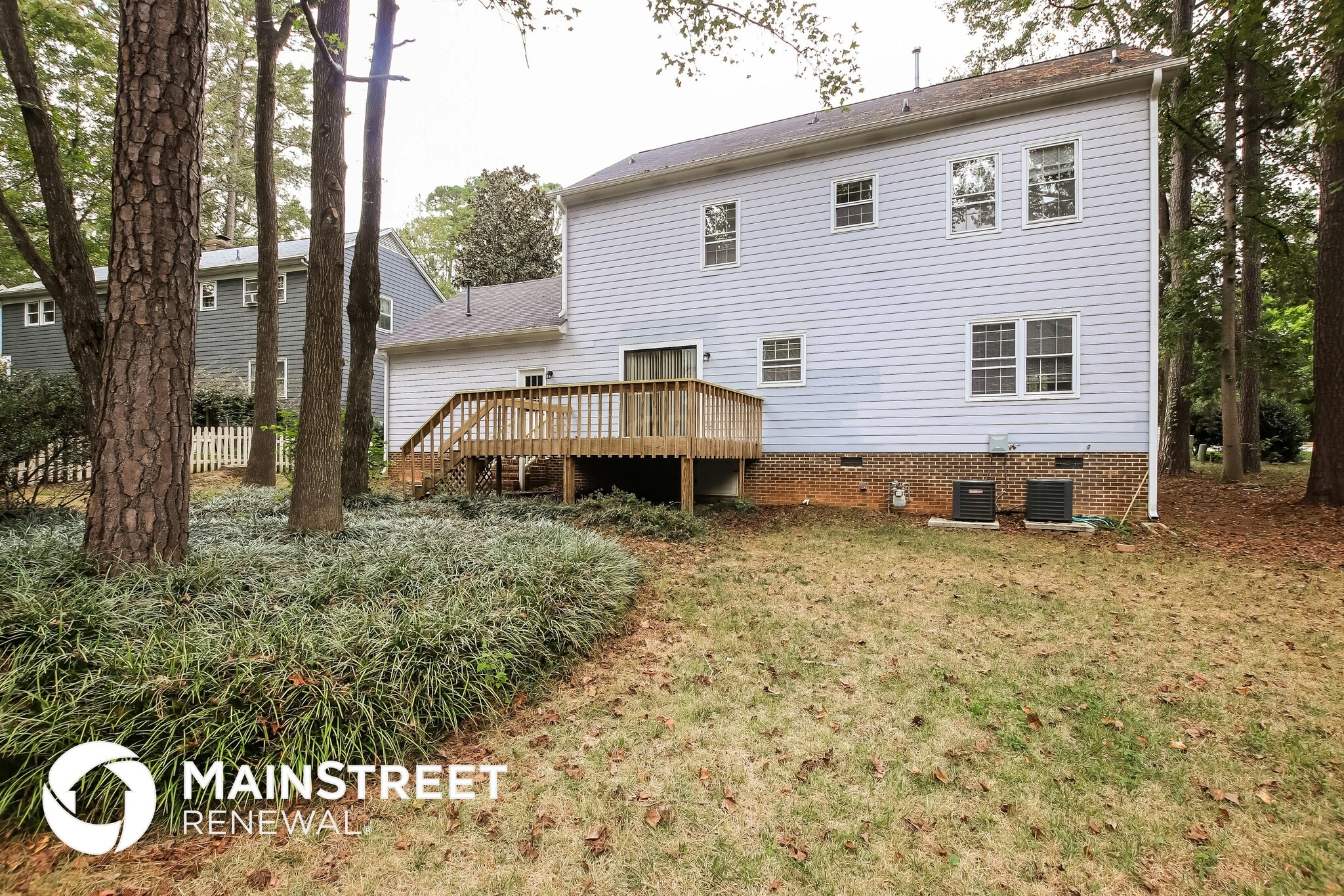 Building Photo - 2912 Hiking Trail