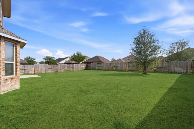 Building Photo - 3418 Delta Dr