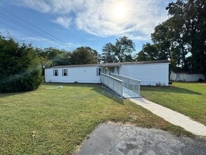 Building Photo - 3/2 In Shelby, NC