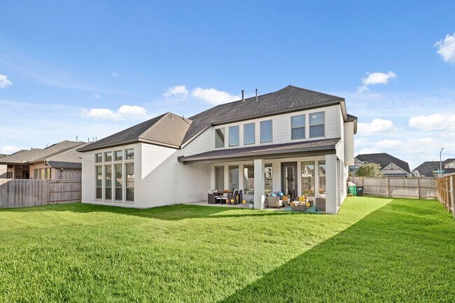 Building Photo - 28942 Woods Rose Ct