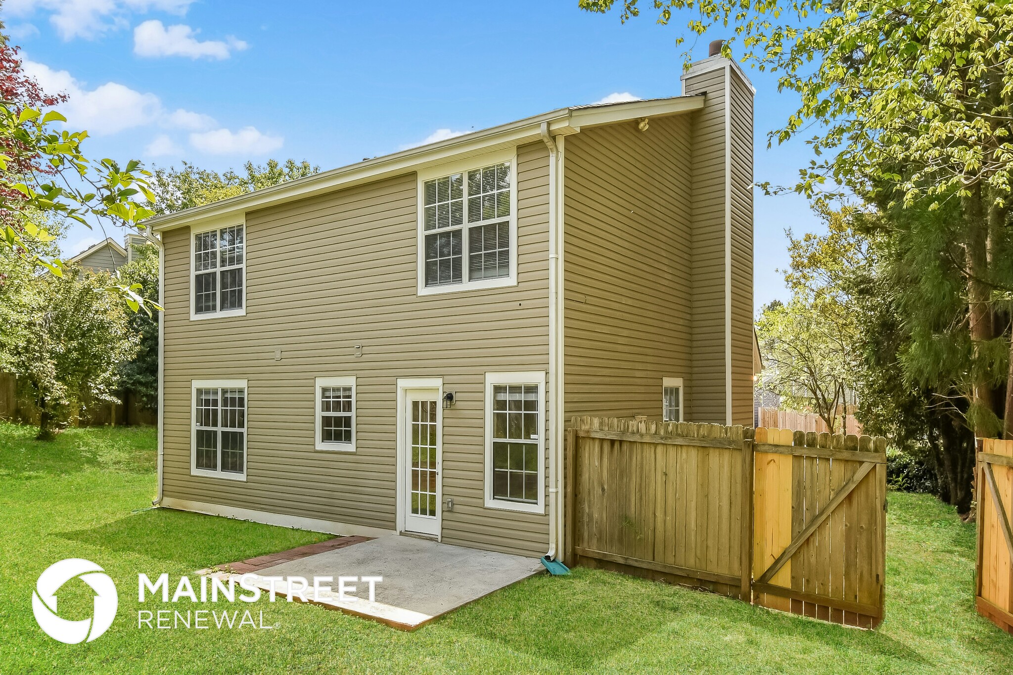 Building Photo - 412 Windstream Dr SW