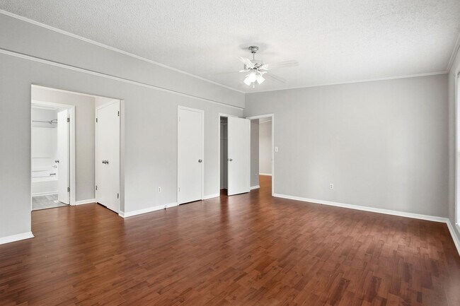 Building Photo - 2939 Gray Feather Dr