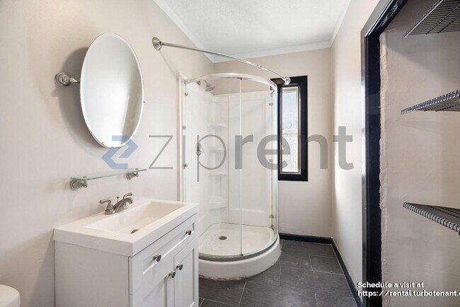 Building Photo - 82 Green Hill Pky