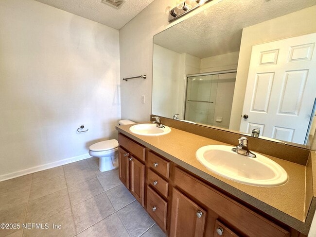 Building Photo - 1500 Calming Water Dr