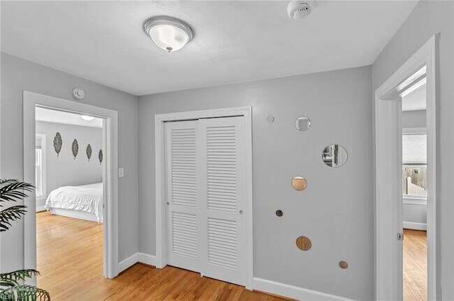 Building Photo - 5800 Barberry Ln