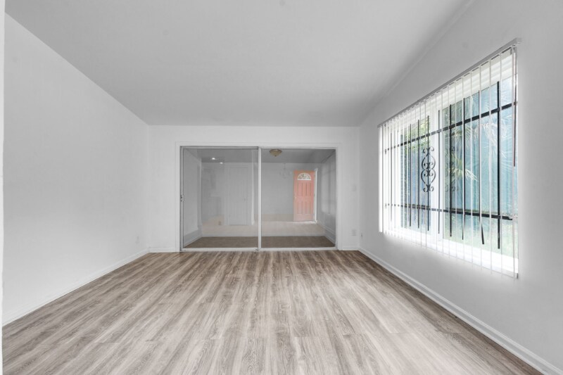 Building Photo - 9155 Sibbald Rd