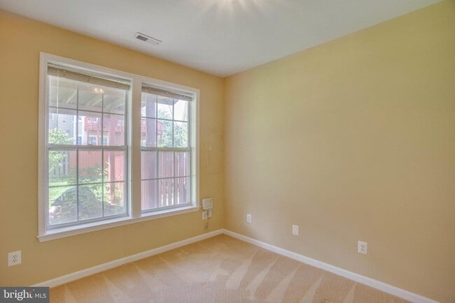 Building Photo - 13381 Sir Ramsay Way