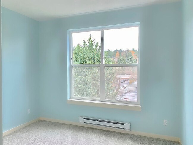 Building Photo - Penthouse condo in the ideal location in t...