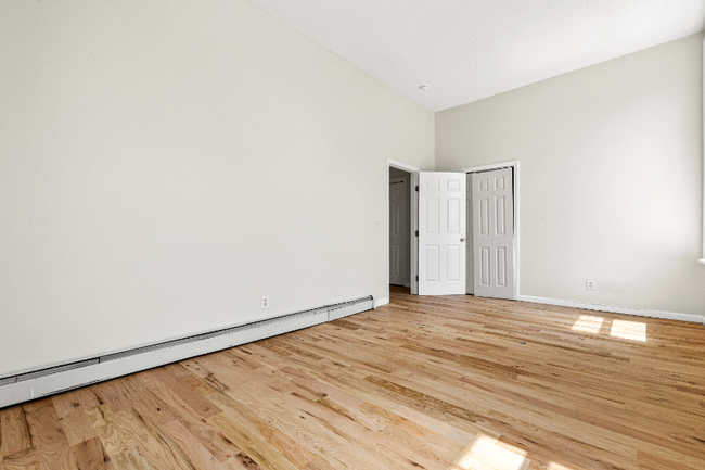 Building Photo - 139 Boswell Ave