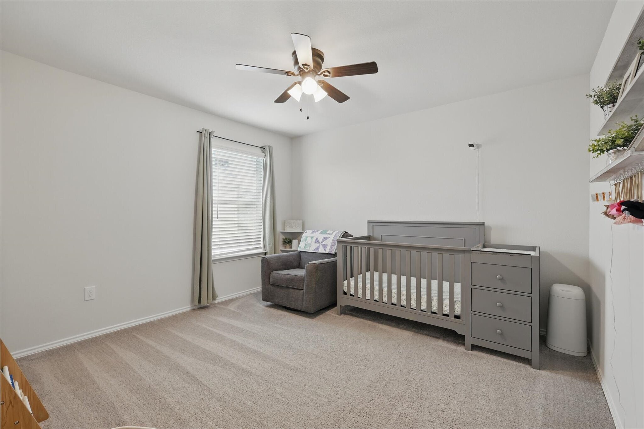 Building Photo - 802 Feldspar Way