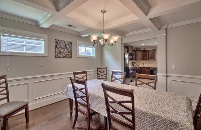 Building Photo - 258 Meadow Saffron Dr