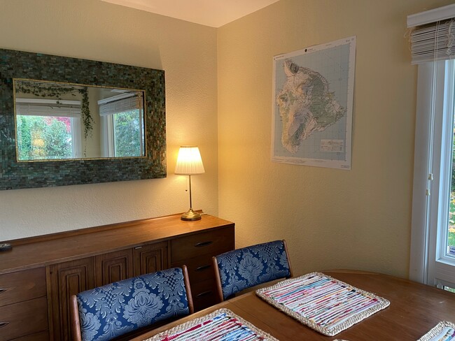 Dining room - 1904 12th Ave SW