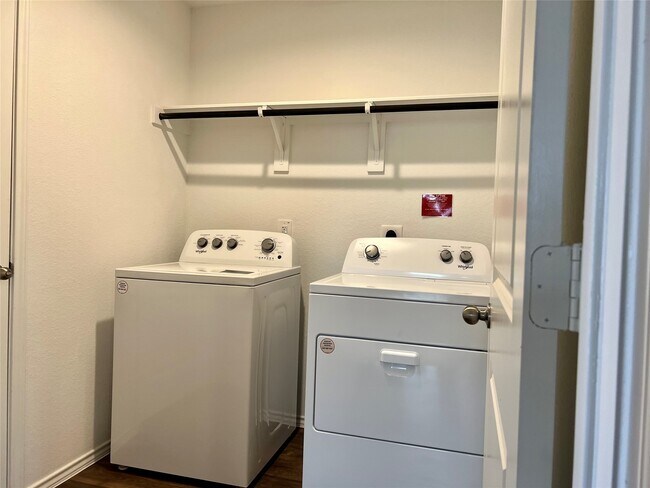 Building Photo - 5130 Cherry Tallow Trl