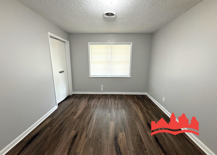 Building Photo - Spacious 3-Bedroom, 1-Bath Home for Rent!