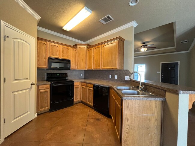 Building Photo - 3016 Beauford St