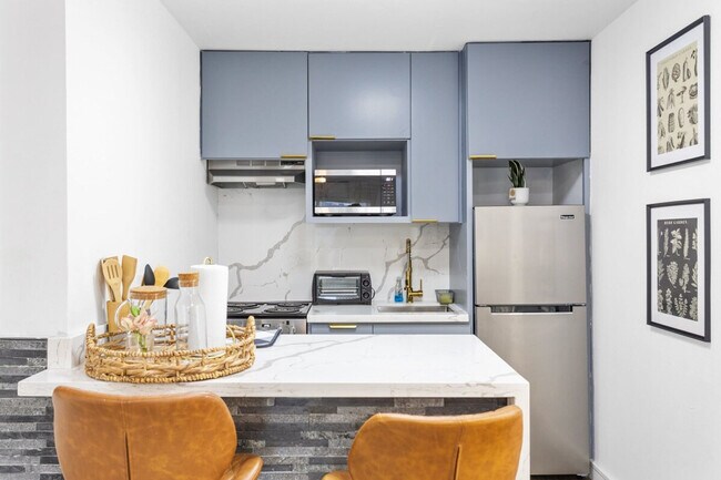 Building Photo - 2620 Arbor St