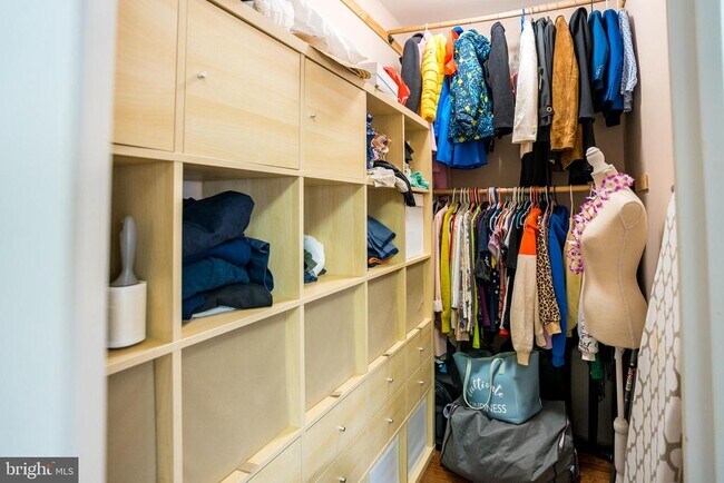 Building Photo - 7855 Port Capital Dr