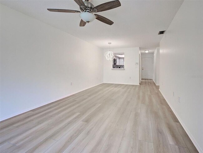 Building Photo - 7237 Cloister Dr