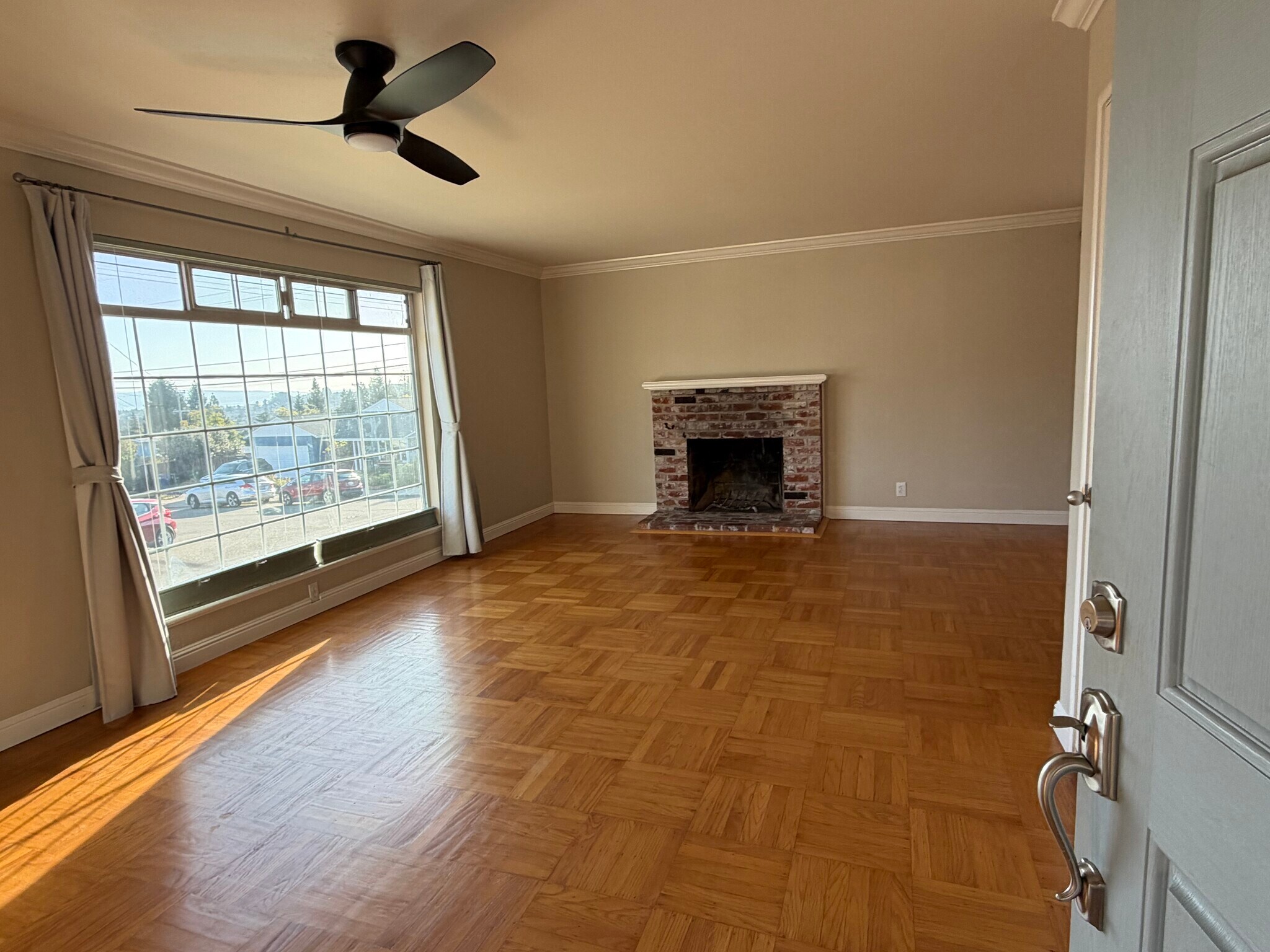 Building Photo - 4806 Lodi Way