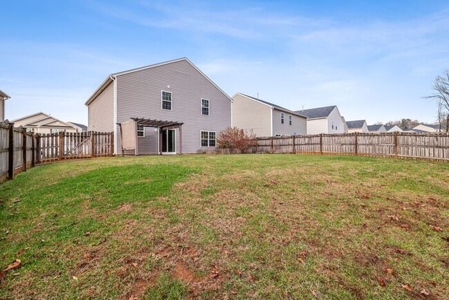 Building Photo - Newer Home in Reedy Fork, So Many Upgrades, SS Appliance, Loft, Garage, Fenced!