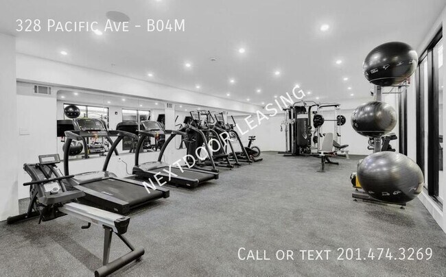 Building Photo - 328 Pacific Ave